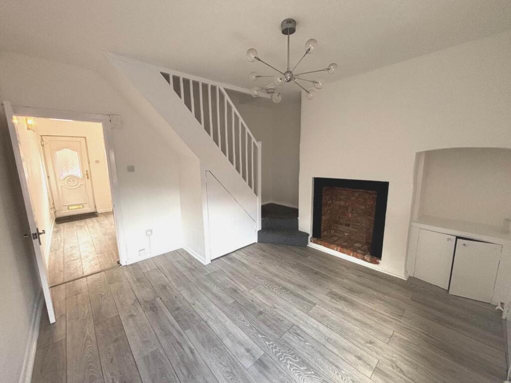 2 bed Mid Terraced House for rent in Prescot. From Burns & Reid Ltd - Windle 2 bed Mid Terraced House for rent in Prescot. From Burns & Reid Ltd - Windle