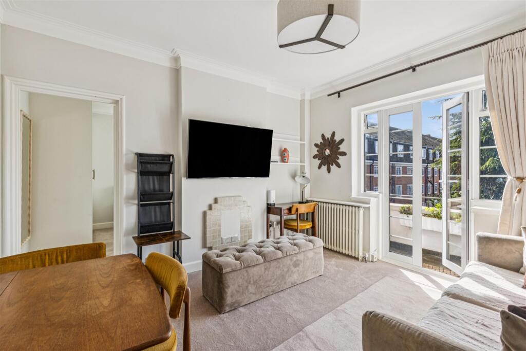 0 bed 1st Floor Flat for rent in London. From Whitman and Co. 0 bed 1st Floor Flat for rent in London. From Whitman and Co.