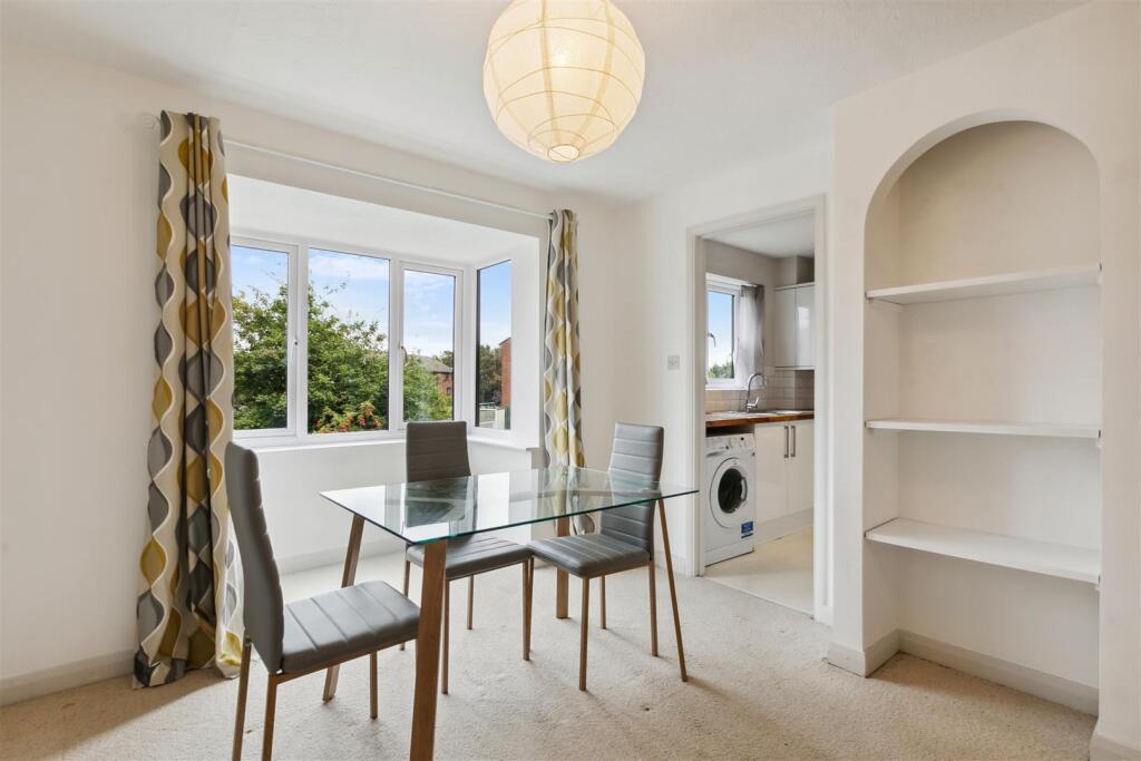 2 bed 1st Floor Flat for rent in Acton. From Whitman and Co.
