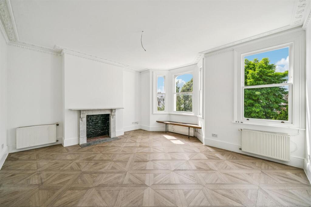 1 bed 1st Floor Flat for rent in London. From Whitman and Co.