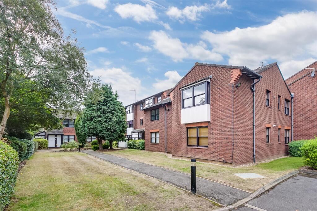 0 bed 1st Floor Flat for rent in Acton. From Whitman and Co.