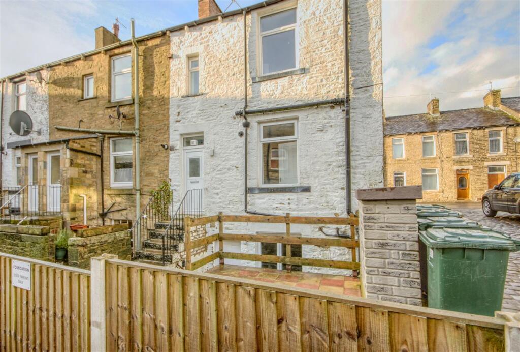 1 bed Apartment for rent in Skipton. From Carling Jones - Skipton 1 bed Apartment for rent in Skipton. From Carling Jones - Skipton