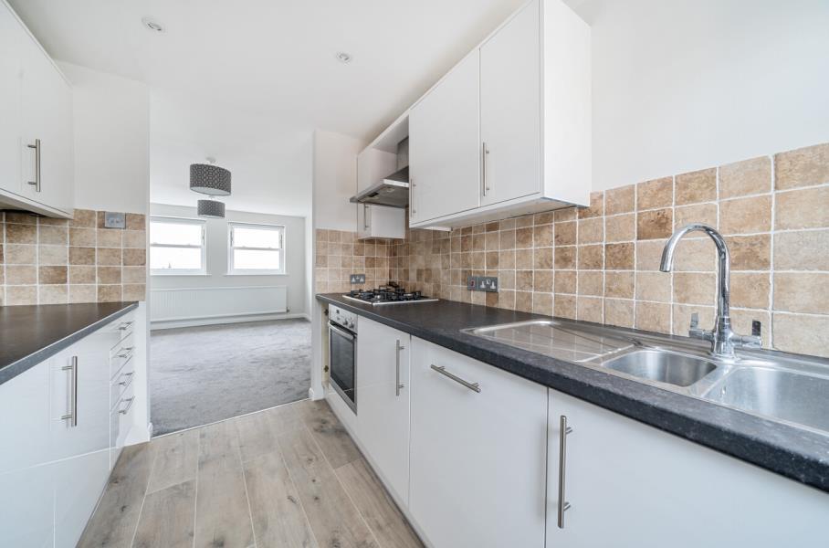 2 bed Apartment for rent in Windsor. From Buckinghams - Virginia Water