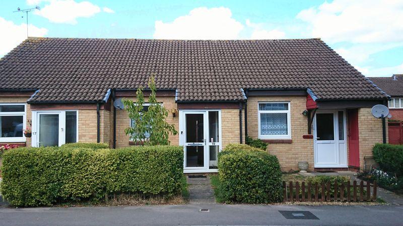 1 bed Mid Terraced House for rent in Chippenham. From Smiths of Newent - Newent