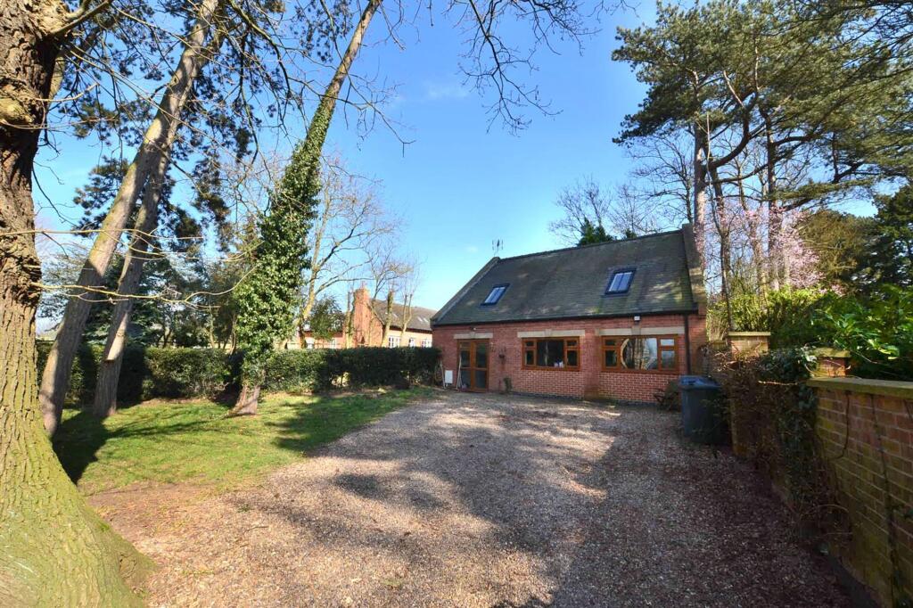 3 bed Detached for rent in Sutton Bonington. From Sinclair Estate Agents - Shepshed 3 bed Detached for rent in Sutton Bonington. From Sinclair Estate Agents - Shepshed