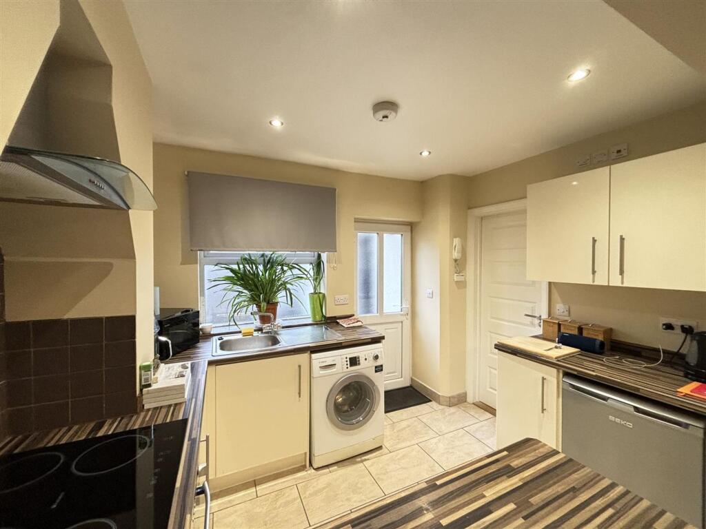 1 bed 1st Floor Flat for rent in Loughborough. From Sinclair Estate Agents - Shepshed