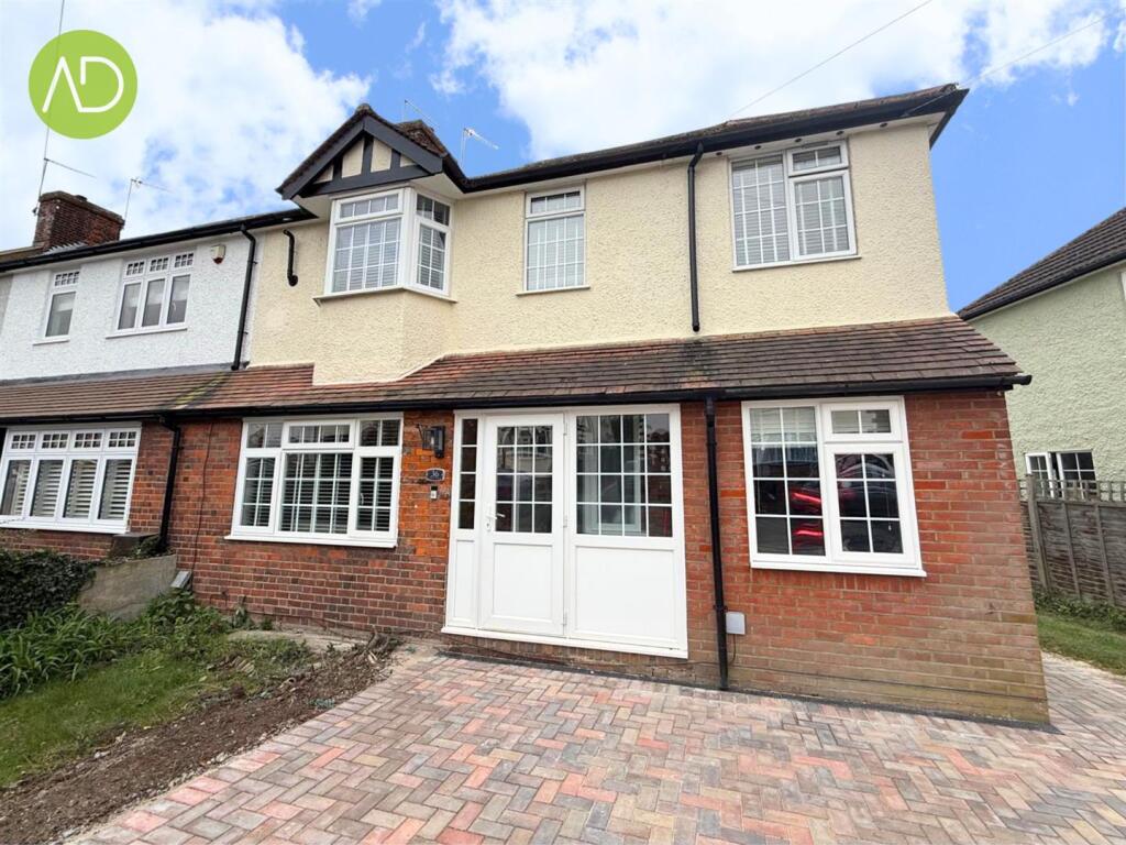 3 bed End of Terrace for rent in Ware. From Anthony Davies - Hoddesdon 3 bed End of Terrace for rent in Ware. From Anthony Davies - Hoddesdon