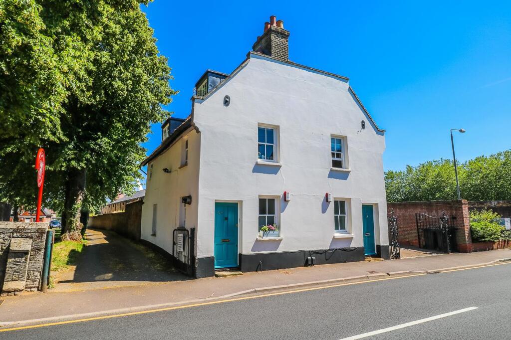 3 bed Semi Detached for rent in Ware. From Anthony Davies - Hoddesdon