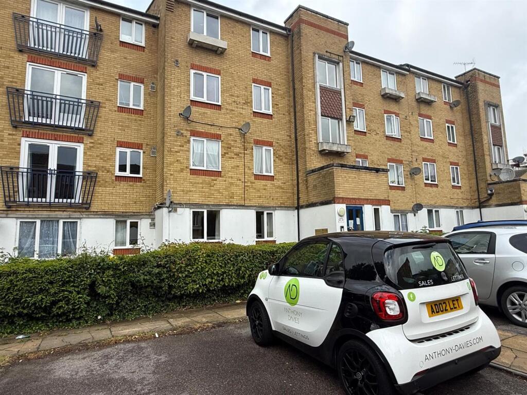 1 bed Apartment for rent in Harlow. From Anthony Davies - Hoddesdon
