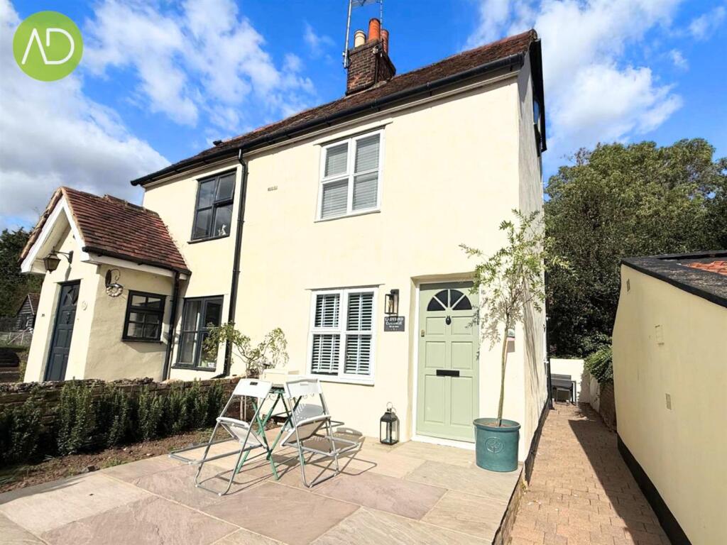 2 bed Cottage for rent in Bishop's Stortford. From Anthony Davies - Hoddesdon