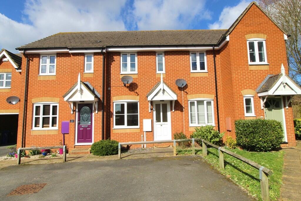 2 bed Mid Terraced House for rent in Brackley. From Davies & Partners - Brackley 2 bed Mid Terraced House for rent in Brackley. From Davies & Partners - Brackley