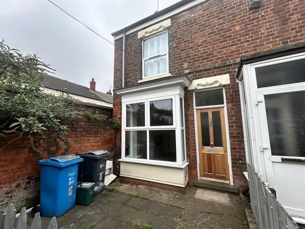 2 bed End of Terrace for rent in Hull. From Symonds & Greenham - Hull 2 bed End of Terrace for rent in Hull. From Symonds & Greenham - Hull