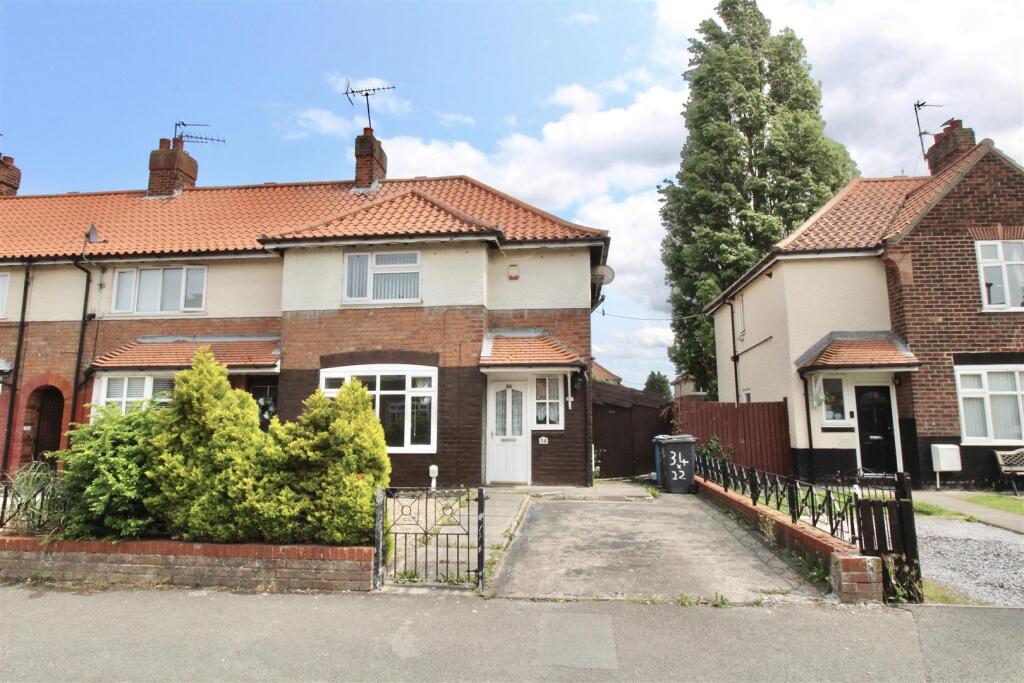 2 bed End of Terrace for rent in Hull. From Symonds & Greenham - Hull