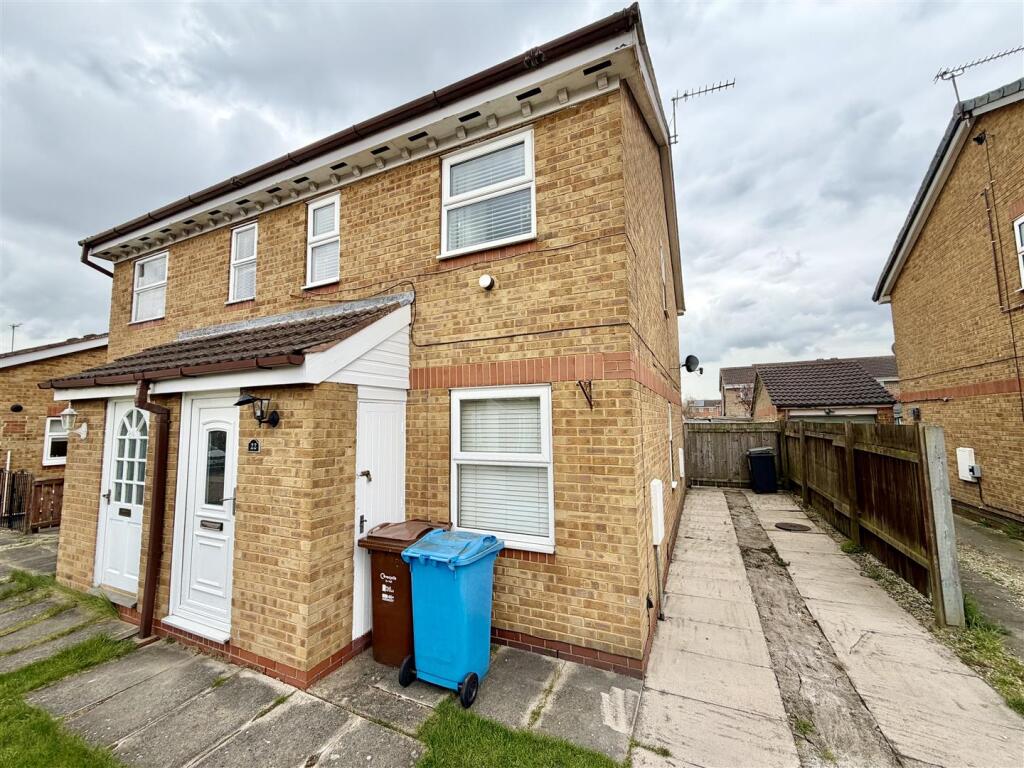 2 bed Semi Detached for rent in Hull. From Symonds & Greenham - Hull