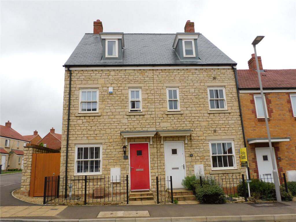 3 bed Mid Terraced House for rent in Sherborne. From Greenslade Taylor Hunt - Yeovil
