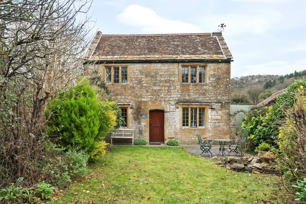 2 bed Detached for rent in Stoke sub Hamdon. From Greenslade Taylor Hunt - Yeovil