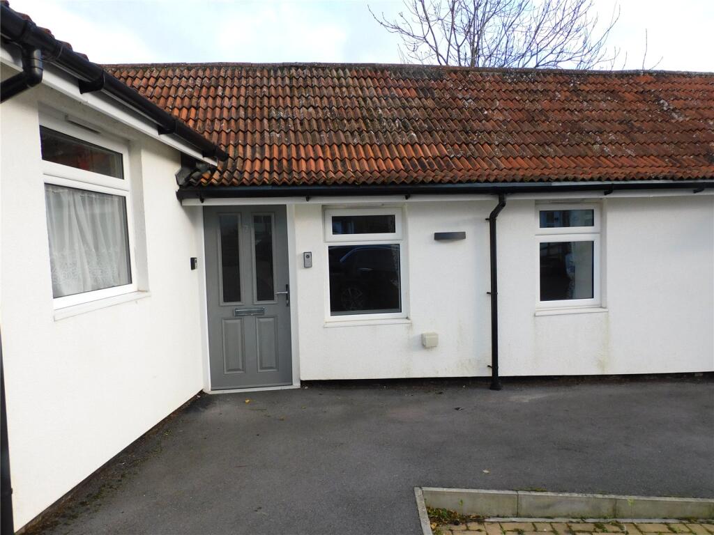 1 bed Apartment for rent in Milborne Port. From Greenslade Taylor Hunt - Yeovil 1 bed Apartment for rent in Milborne Port. From Greenslade Taylor Hunt - Yeovil