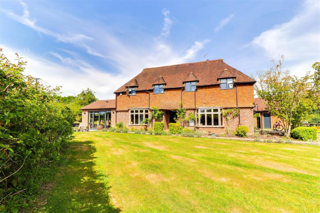 4 bed Detached for rent in Chiddingfold. From Howard Morley & Sons - Guildford