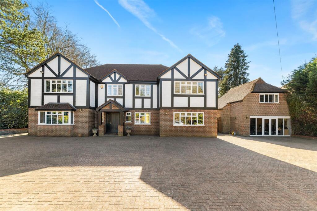 7 bed Detached for rent in Burgh Heath. From Howard Morley & Sons - Guildford