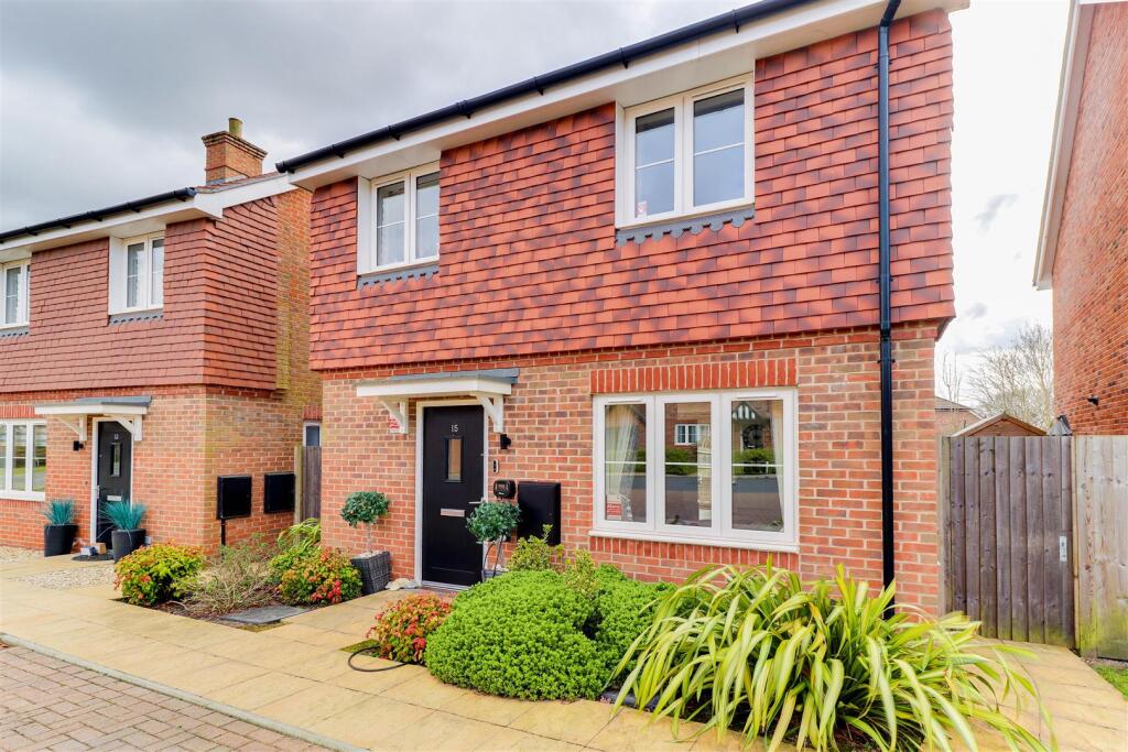 3 bed Detached for rent in Ewhurst Green. From Howard Morley & Sons - Guildford
