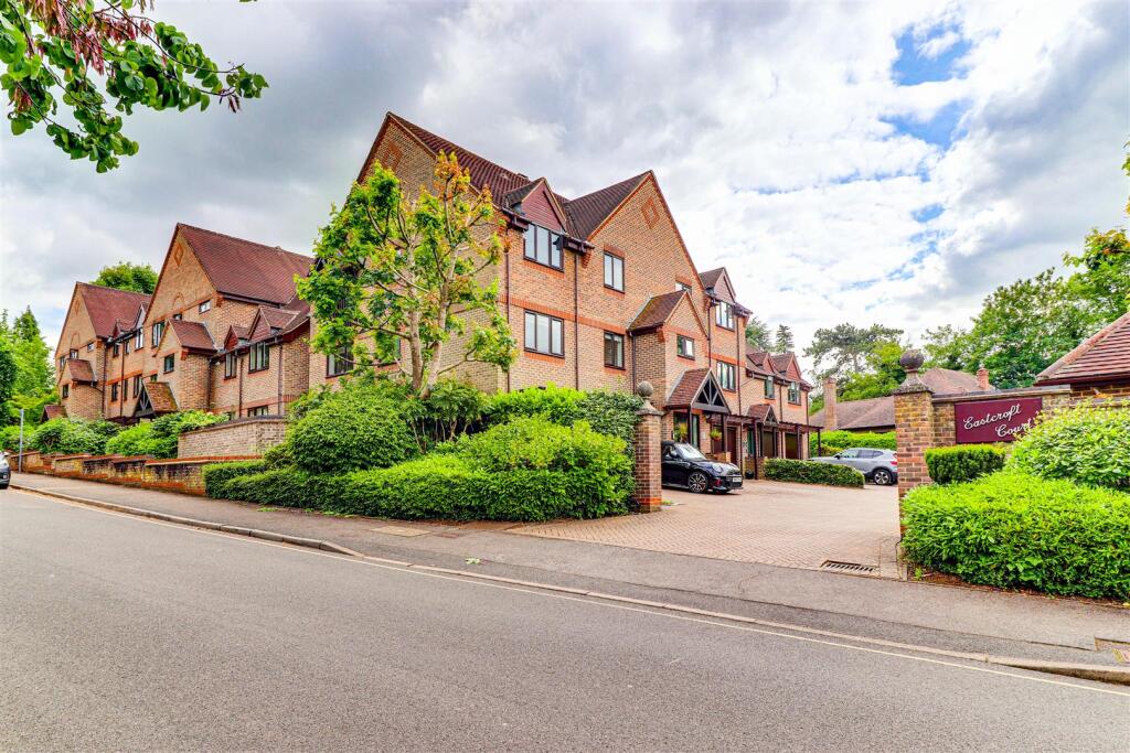 3 bed Annexe for rent in Guildford. From Howard Morley & Sons - Guildford