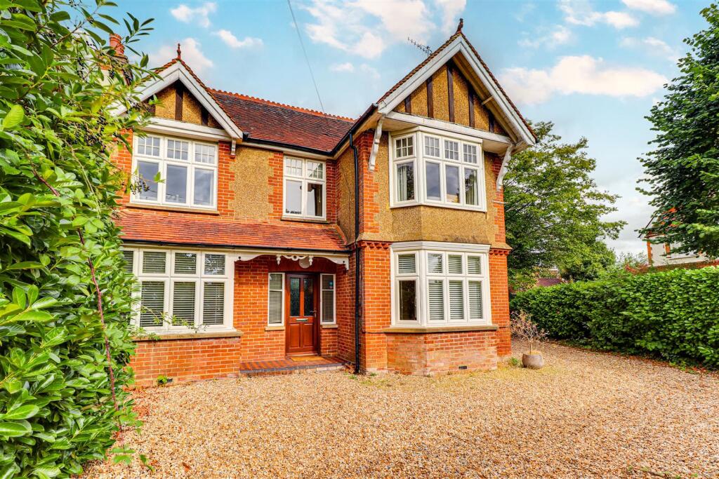 4 bed Detached for rent in Elmbridge Village. From Howard Morley & Sons - Guildford