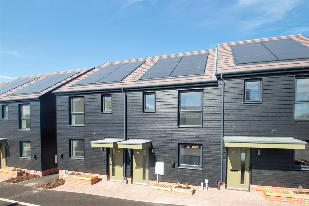 2 bed Detached for rent in Milton Keynes. From Cauldwell Property Services - Milton Keynes