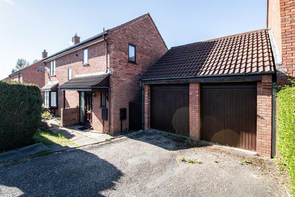 4 bed Detached for rent in Milton Keynes. From Cauldwell Property Services - Milton Keynes 4 bed Detached for rent in Milton Keynes. From Cauldwell Property Services - Milton Keynes
