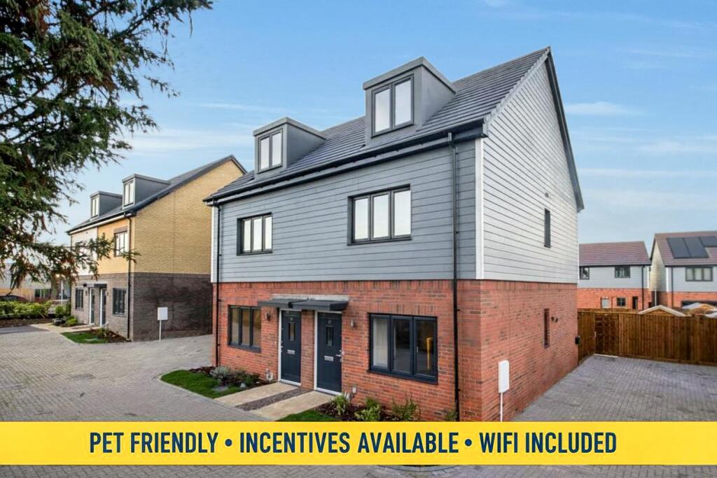 3 bed Town House for rent in . From Cauldwell Property Services - Milton Keynes