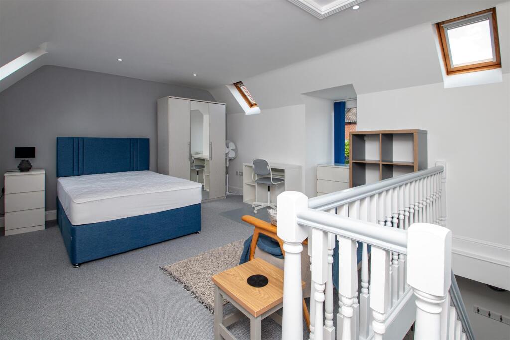 1 bed Detached for rent in Whaddon. From Cauldwell Property Services - Milton Keynes