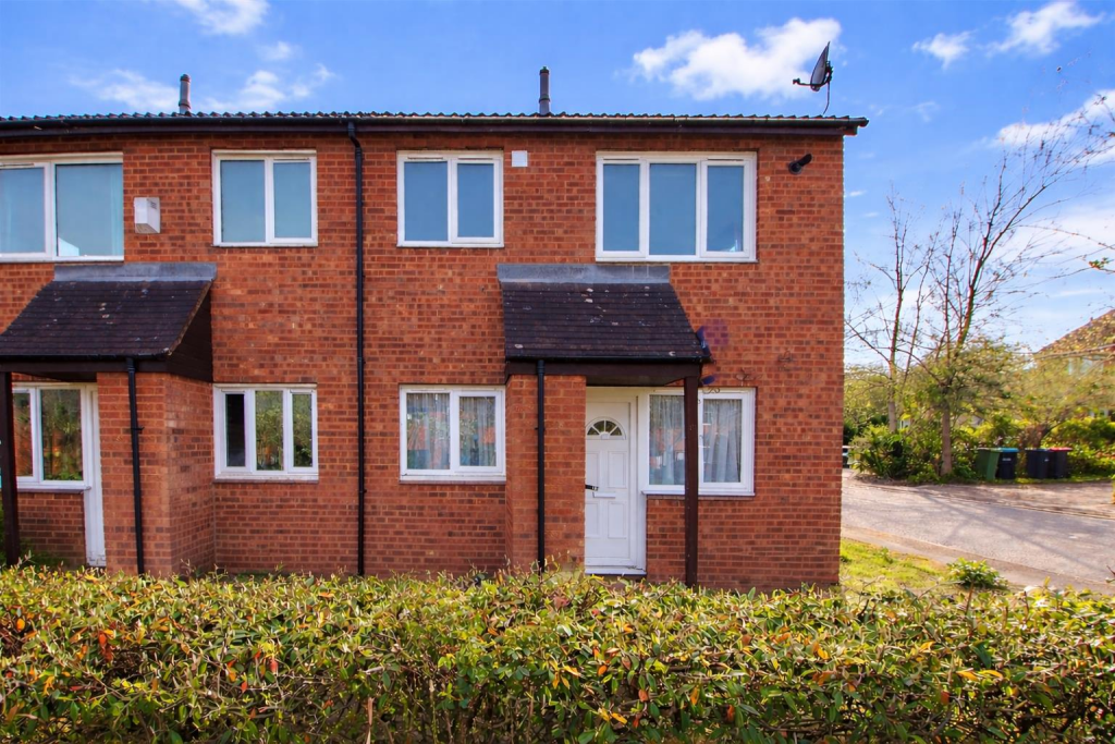 1 bed Detached for rent in Milton Keynes. From Cauldwell Property Services - Milton Keynes