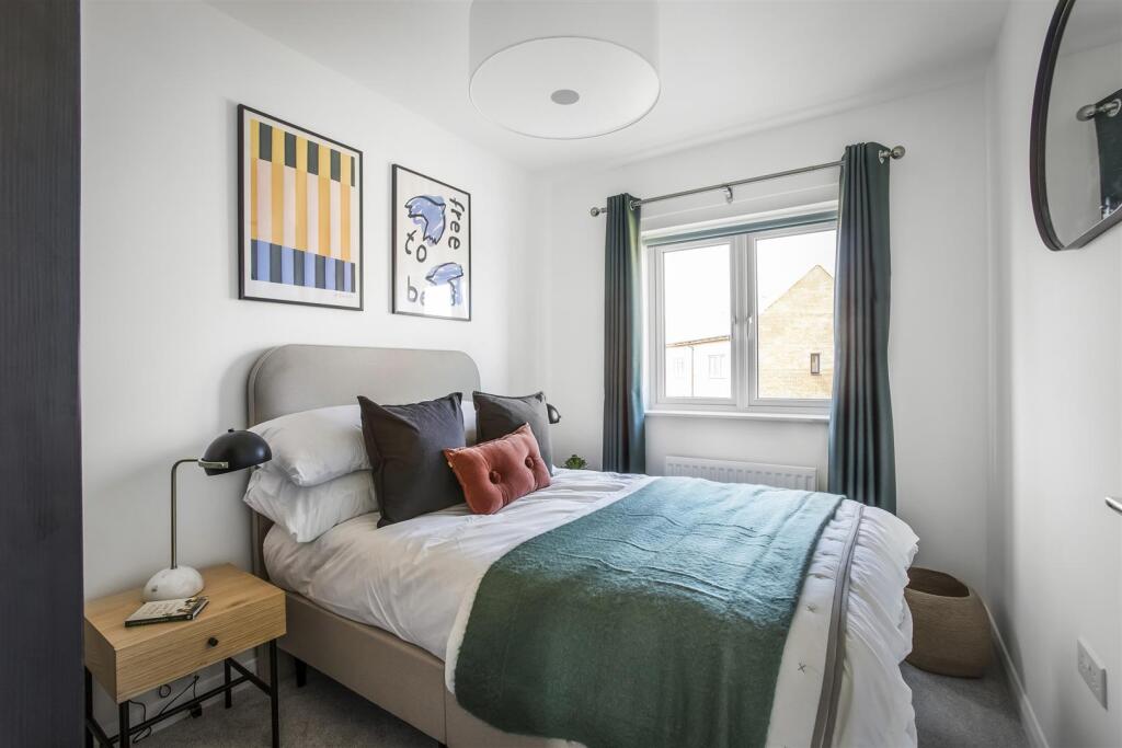 3 bed Semi Detached for rent in . From Cauldwell Property Services - Milton Keynes