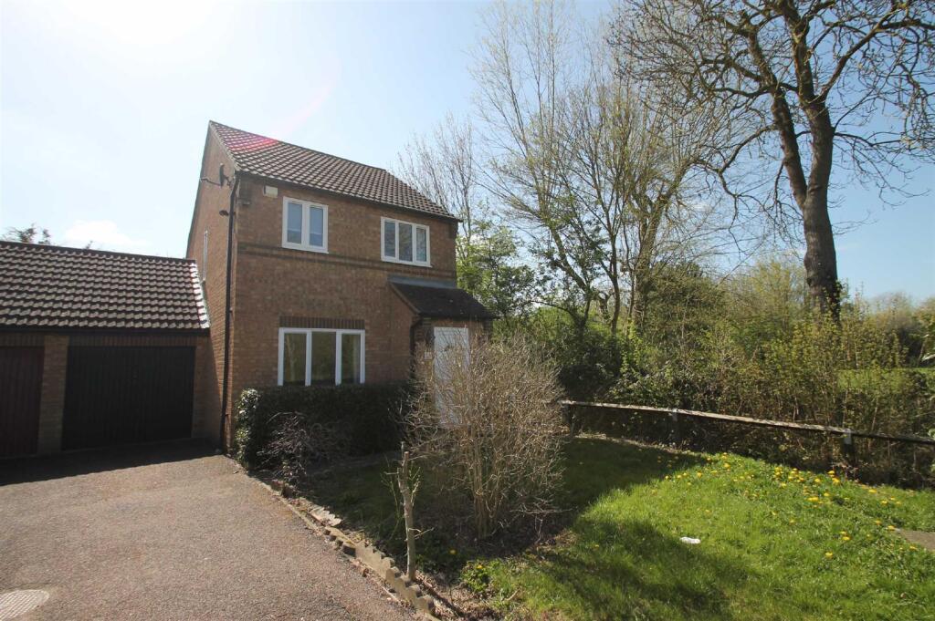 3 bed Detached for rent in Whaddon. From Cauldwell Property Services - Milton Keynes