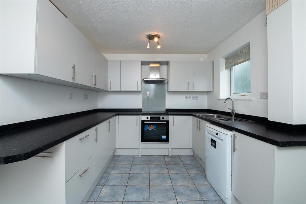 2 bed Detached for rent in Milton Keynes. From Cauldwell Property Services - Milton Keynes