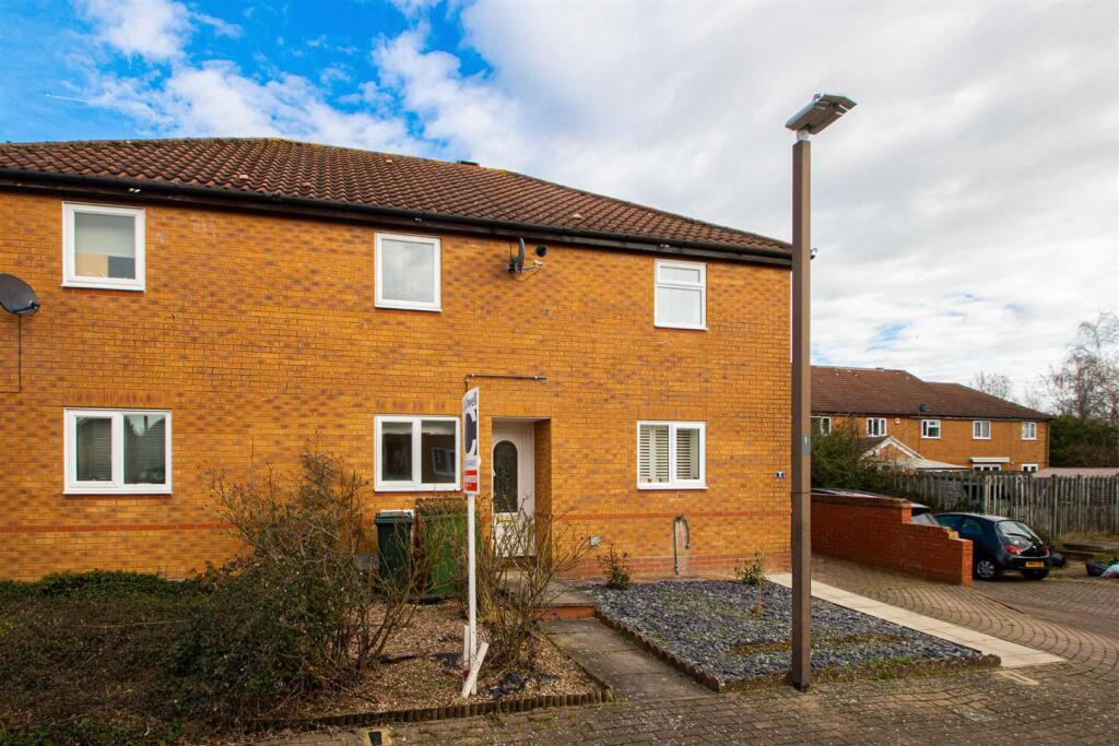 1 bed Mid Terraced House for rent in Bletchley. From Cauldwell Property Services - Milton Keynes