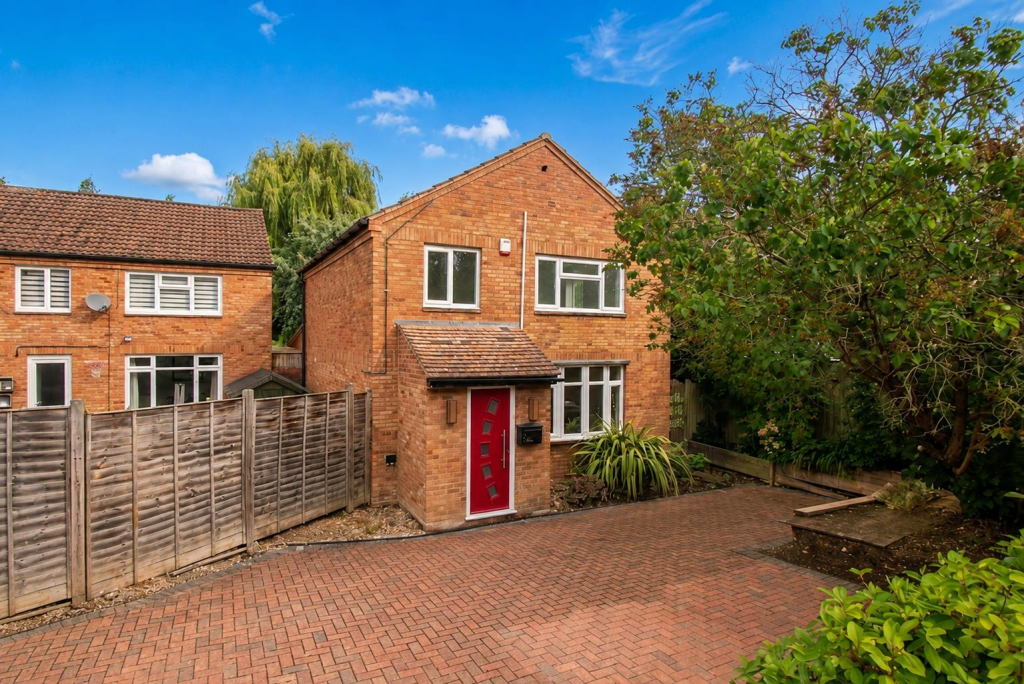 3 bed Detached for rent in Milton Keynes. From Cauldwell Property Services - Milton Keynes