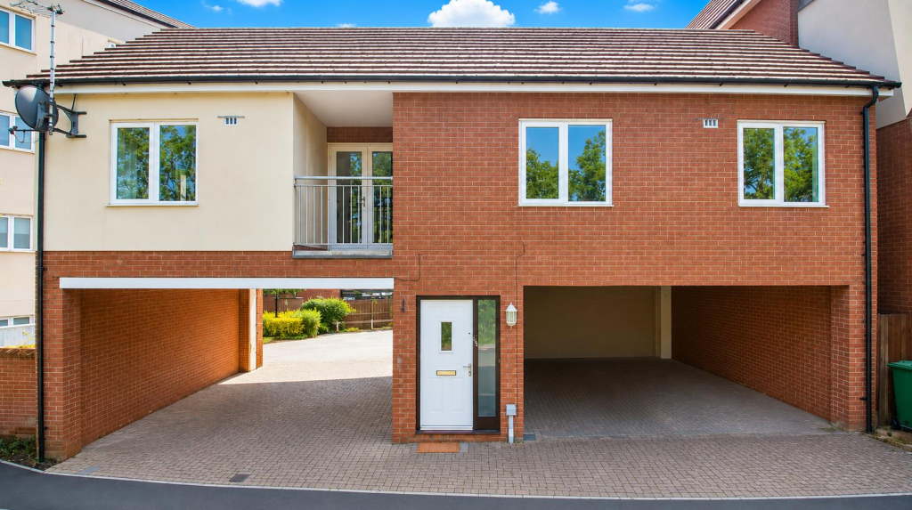 2 bed Apartment for rent in Whaddon. From Cauldwell Property Services - Milton Keynes