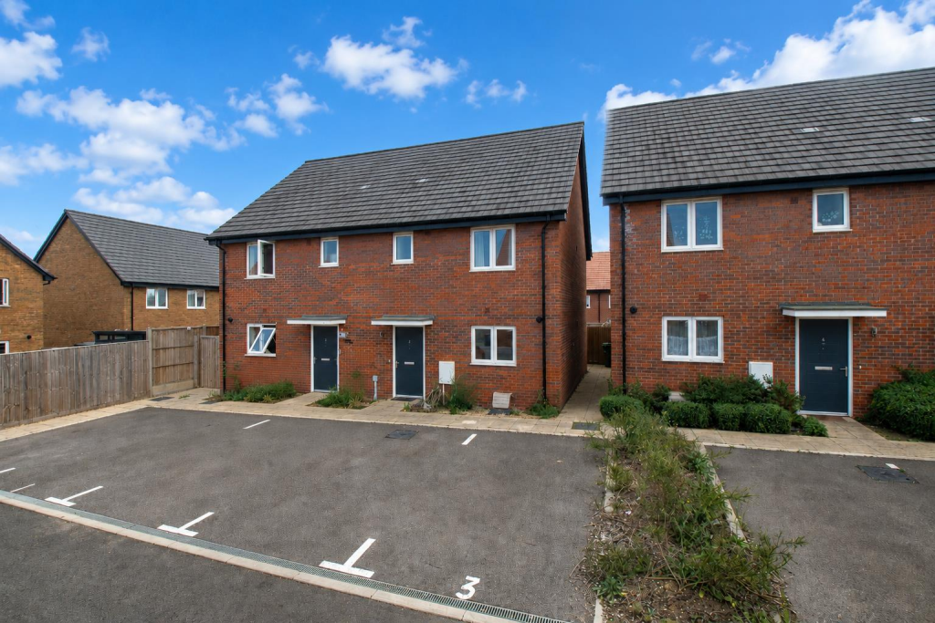 3 bed Semi Detached for rent in Whaddon. From Cauldwell Property Services - Milton Keynes