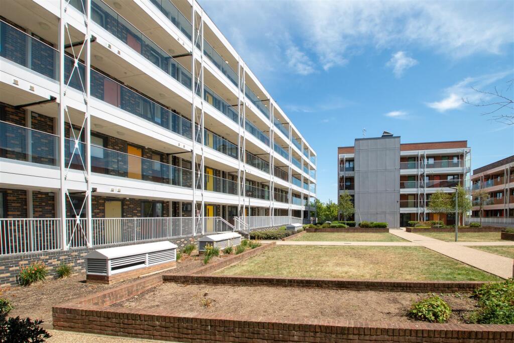 2 bed Apartment for rent in Milton Keynes. From Cauldwell Property Services - Milton Keynes