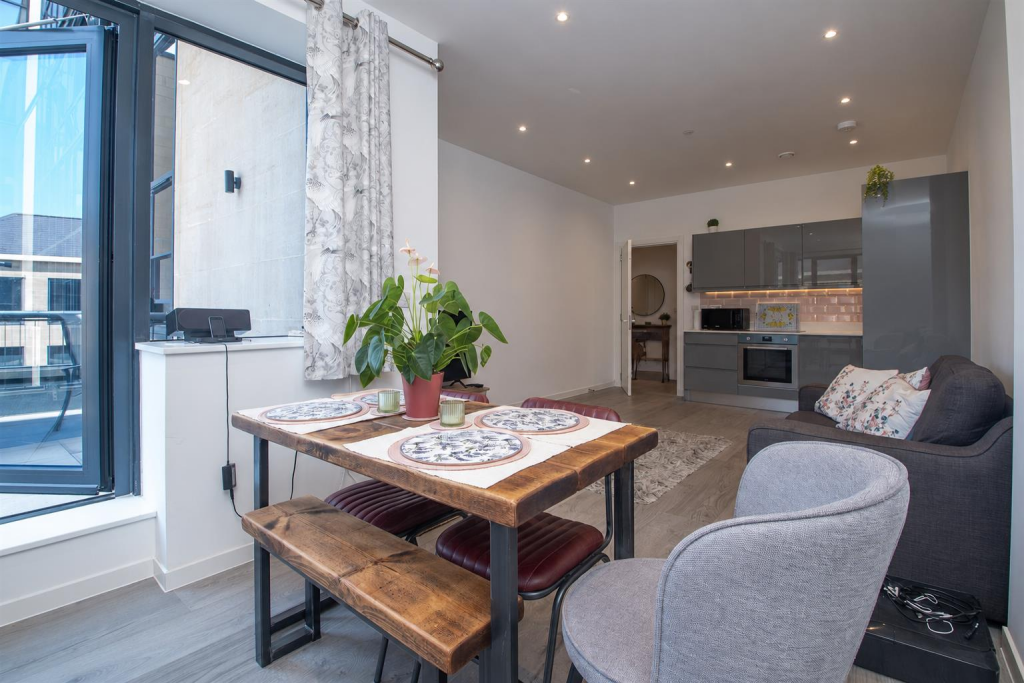 1 bed Apartment for rent in Milton Keynes. From Cauldwell Property Services - Milton Keynes 1 bed Apartment for rent in Milton Keynes. From Cauldwell Property Services - Milton Keynes