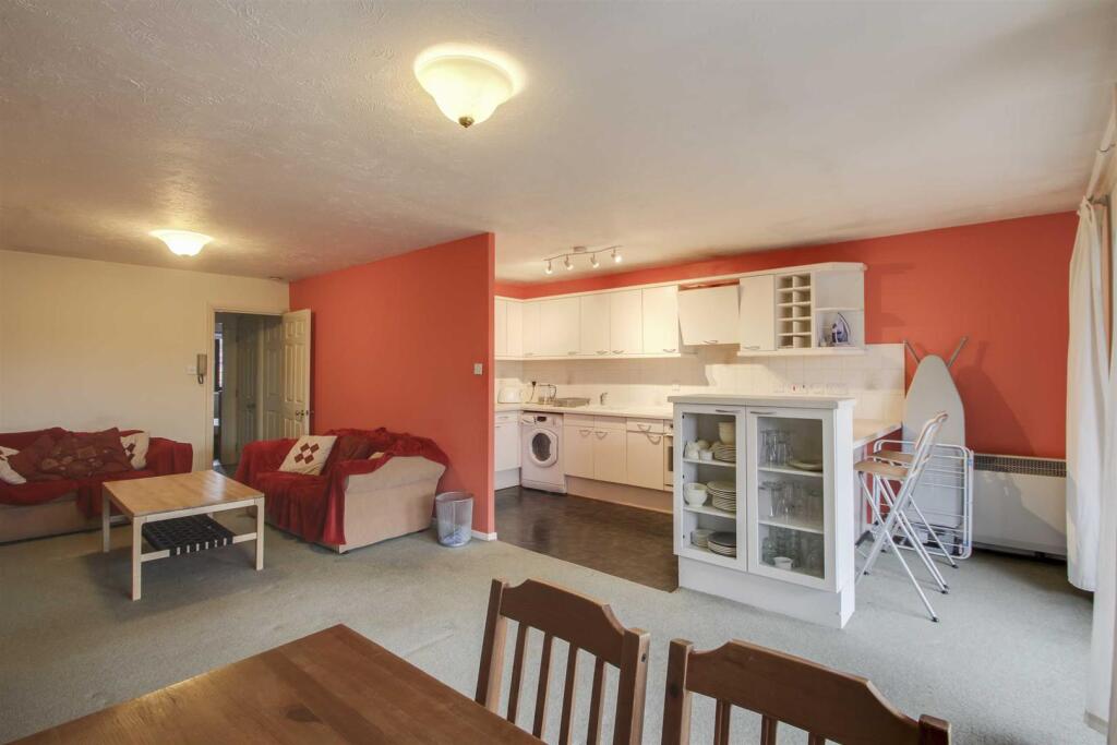 2 bed Apartment for rent in Milton Keynes. From Cauldwell Property Services - Milton Keynes