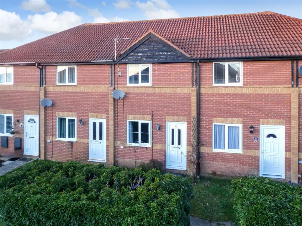 2 bed Mid Terraced House for rent in Milton Keynes. From Cauldwell Property Services - Milton Keynes