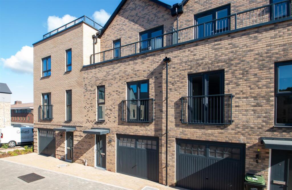 3 bed Detached for rent in . From Cauldwell Property Services - Milton Keynes 3 bed Detached for rent in . From Cauldwell Property Services - Milton Keynes