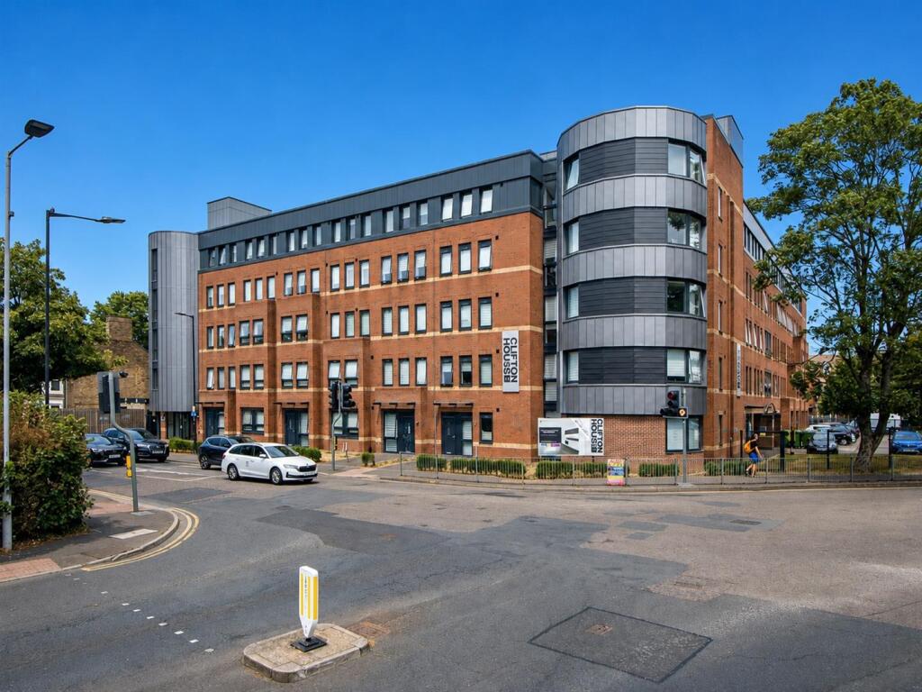 2 bed Apartment for rent in Peterborough. From Cauldwell Property Services - Milton Keynes