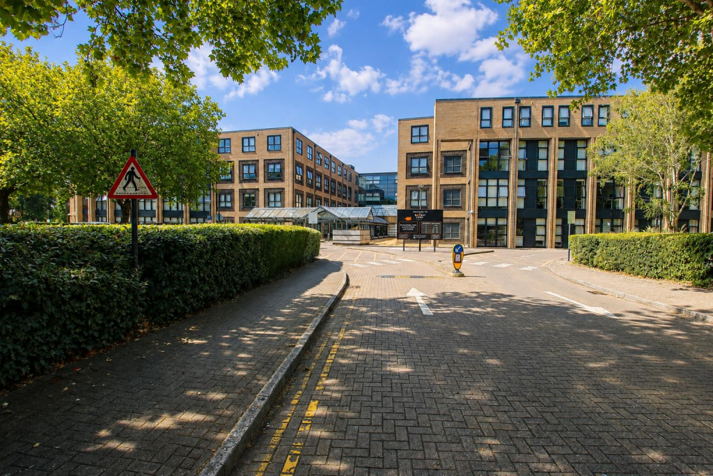 2 bed Apartment for rent in Swindon. From Cauldwell Property Services - Milton Keynes