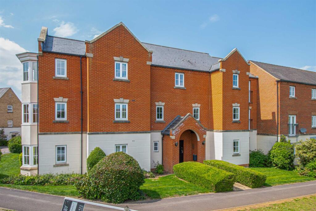 2 bed Apartment for rent in Whaddon. From Cauldwell Property Services - Milton Keynes