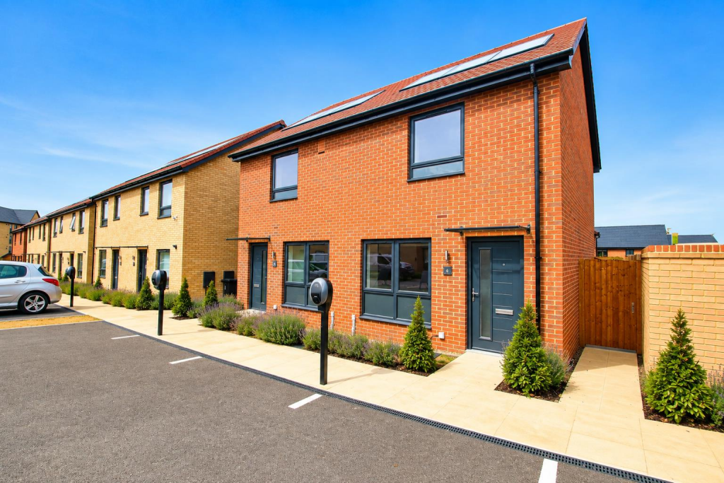 2 bed Semi Detached for rent in Milton Keynes. From Cauldwell Property Services - Milton Keynes 2 bed Semi Detached for rent in Milton Keynes. From Cauldwell Property Services - Milton Keynes