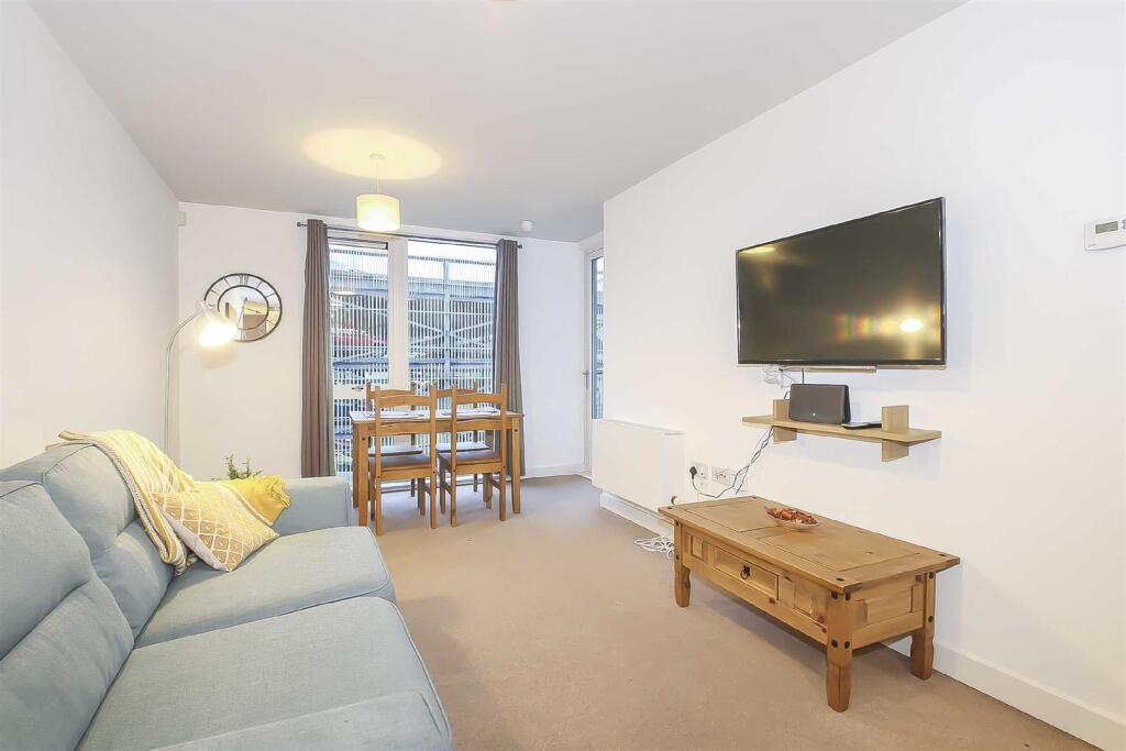 1 bed Apartment for rent in Milton Keynes. From Cauldwell Property Services - Milton Keynes