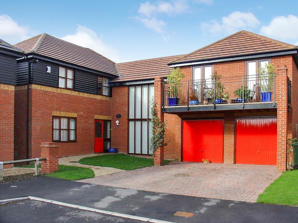 5 bed Detached for rent in Bletchley. From Cauldwell Property Services - Milton Keynes