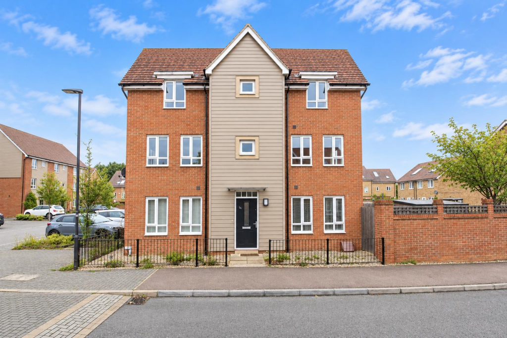 4 bed Detached for rent in Milton Keynes. From Cauldwell Property Services - Milton Keynes